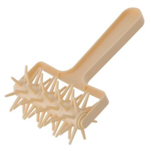 Rullik-augustaja taignale 10cm, ogadega plastik POM