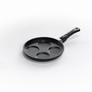 Pliini- ja munapann 26cm 4-süvendiga (ei sobi induktsioonile)
